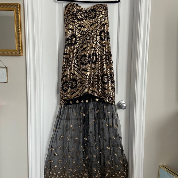 New Sequin party dress - Picture 1 of 10